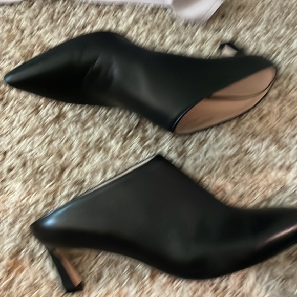Stuart weitzman black shoe- Mira - Picture 2 of 8